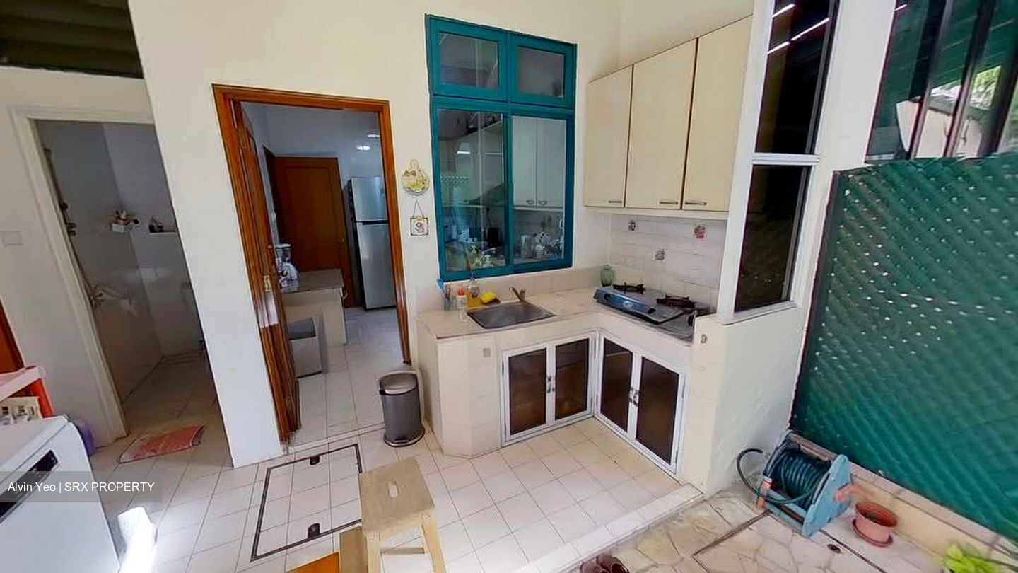 Lakeside Grove (D22), Terrace #546379511